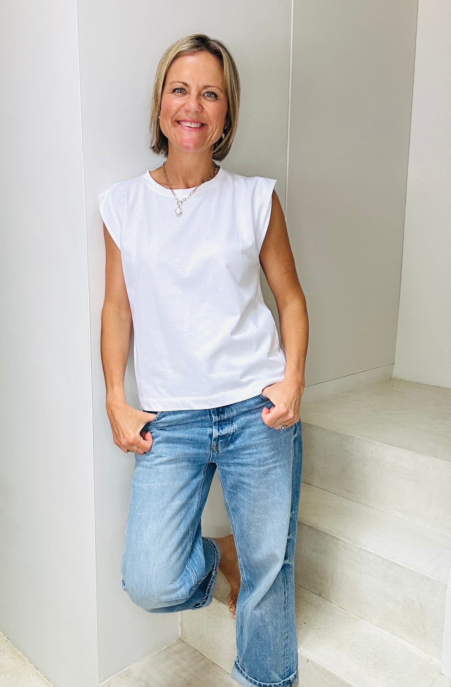 White Sleeveless T-shirt