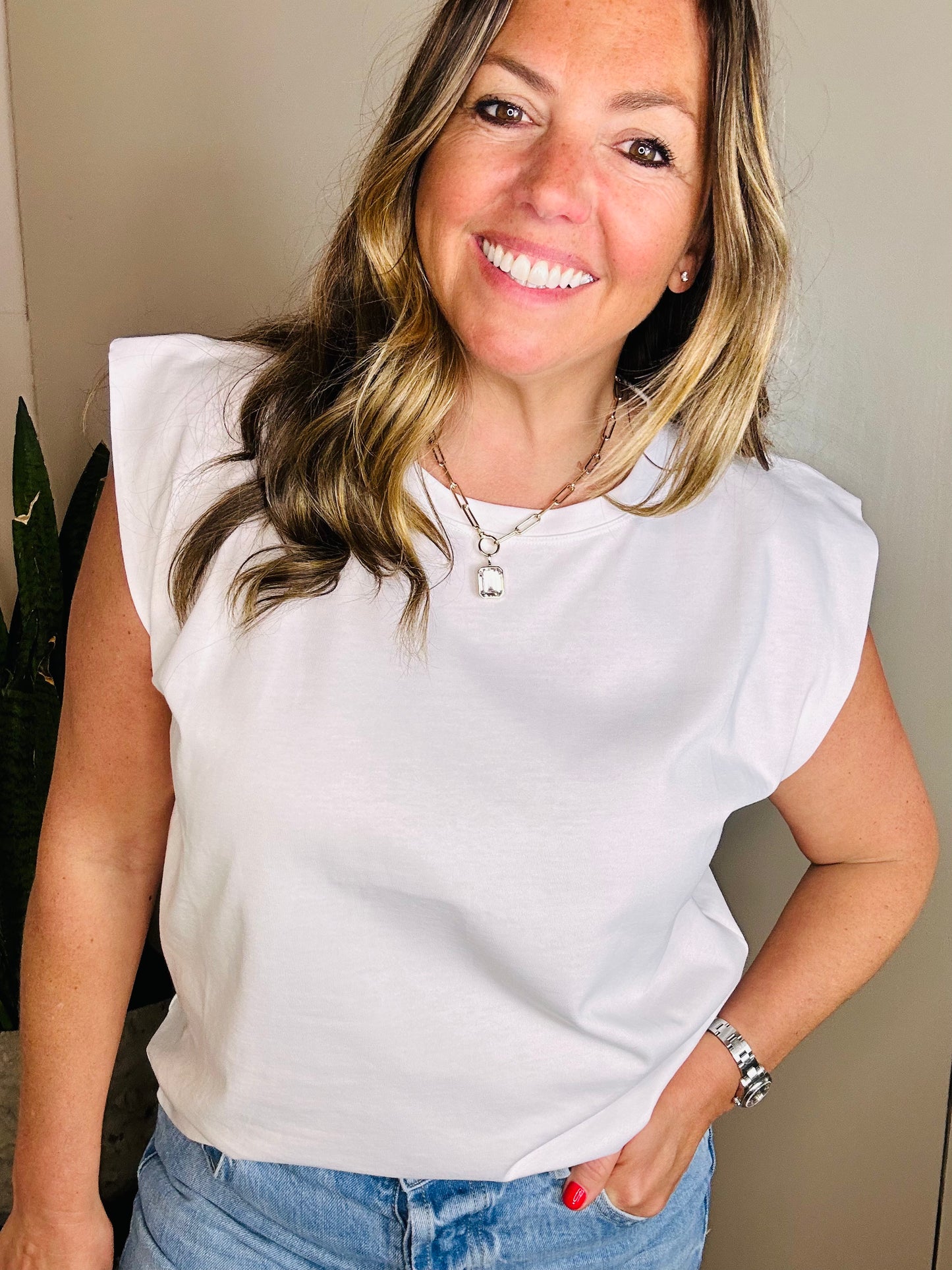 White Sleeveless T-shirt